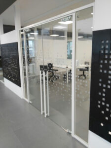 i-vetrofania-pixel-texi-digital-printing-factory-HS-company-milano-nuova-sede